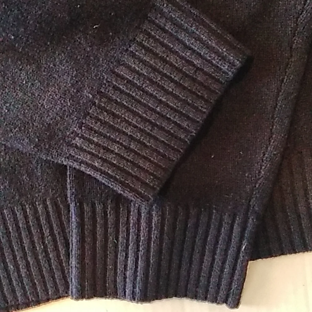J Crew men's blue lamb's wool sweater size Medium - Picture 5 of 7